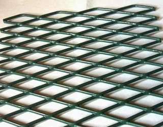 Μεταλλικό διογκωμένο συρμάτινο πλέγμα 0,3mm-8mm με εμβάπτιση Πλαστικό αντιδιαβρωτικό